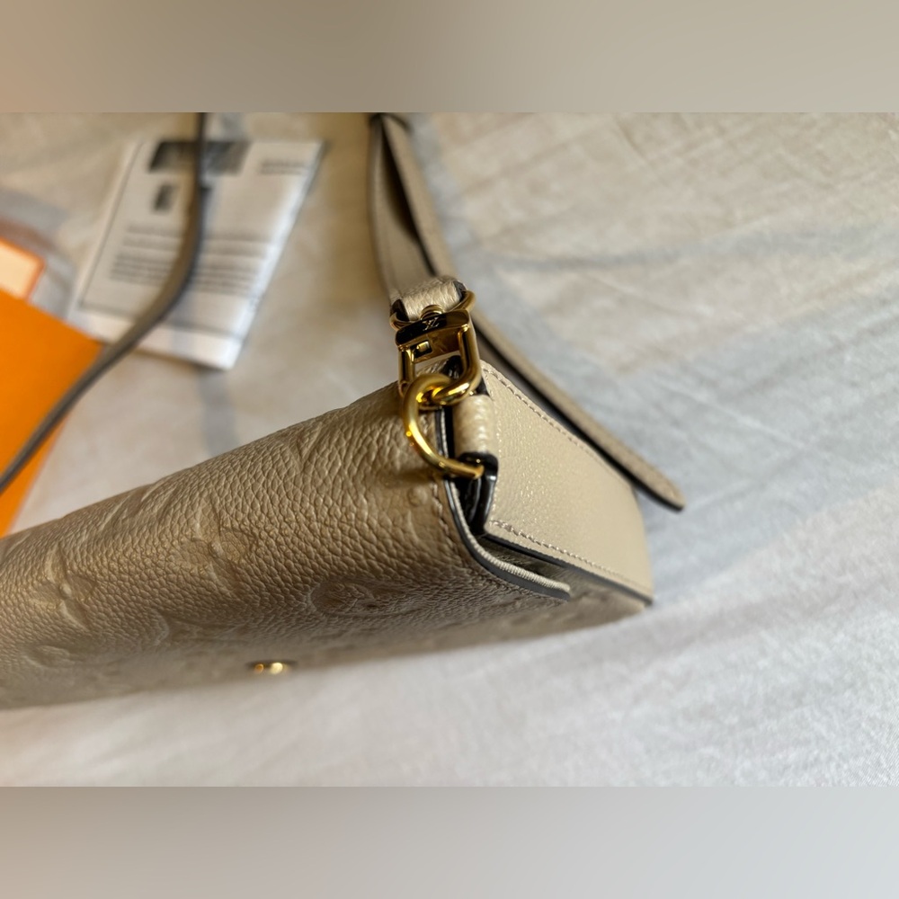 Louis Vuitton Pochette Félicie Turtledove - Picture 8 of 15